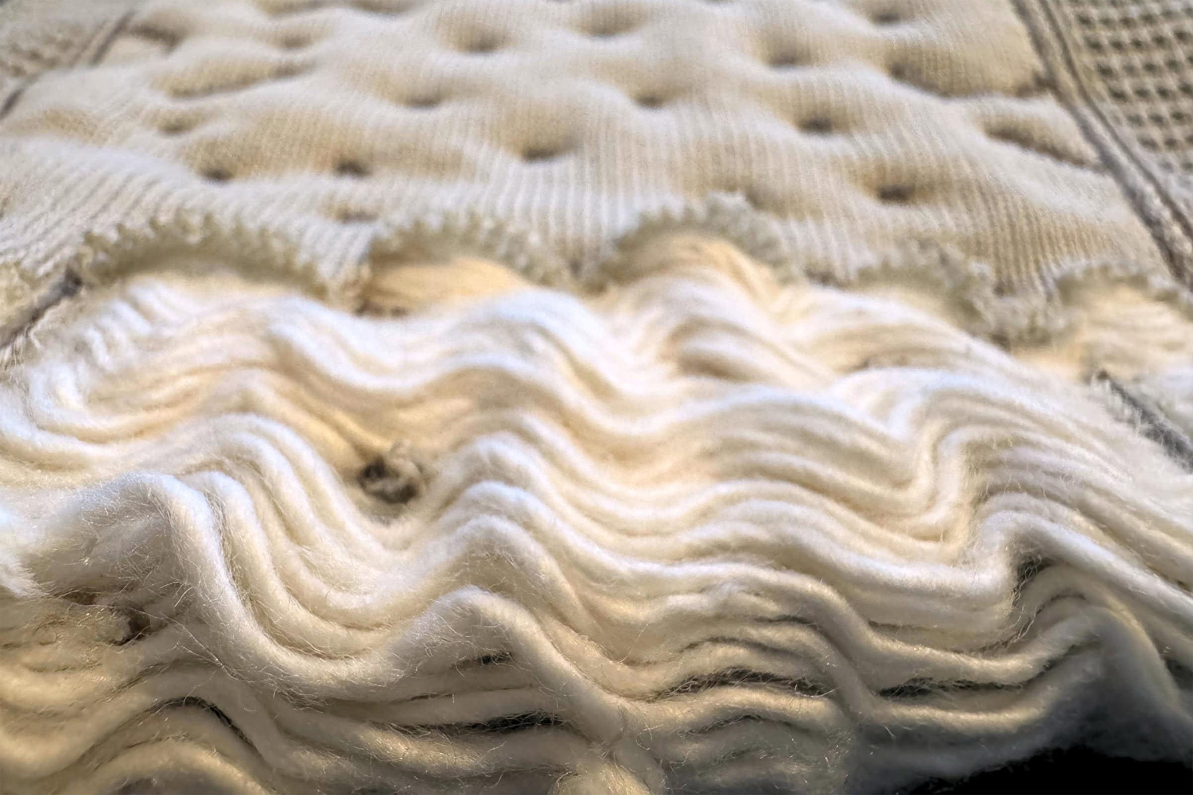 Das Startup MeMi Textiles hat mit dem textilen Superabsorber TSAcore eine Lösung entwickelt, die auf großes Interesse stößt