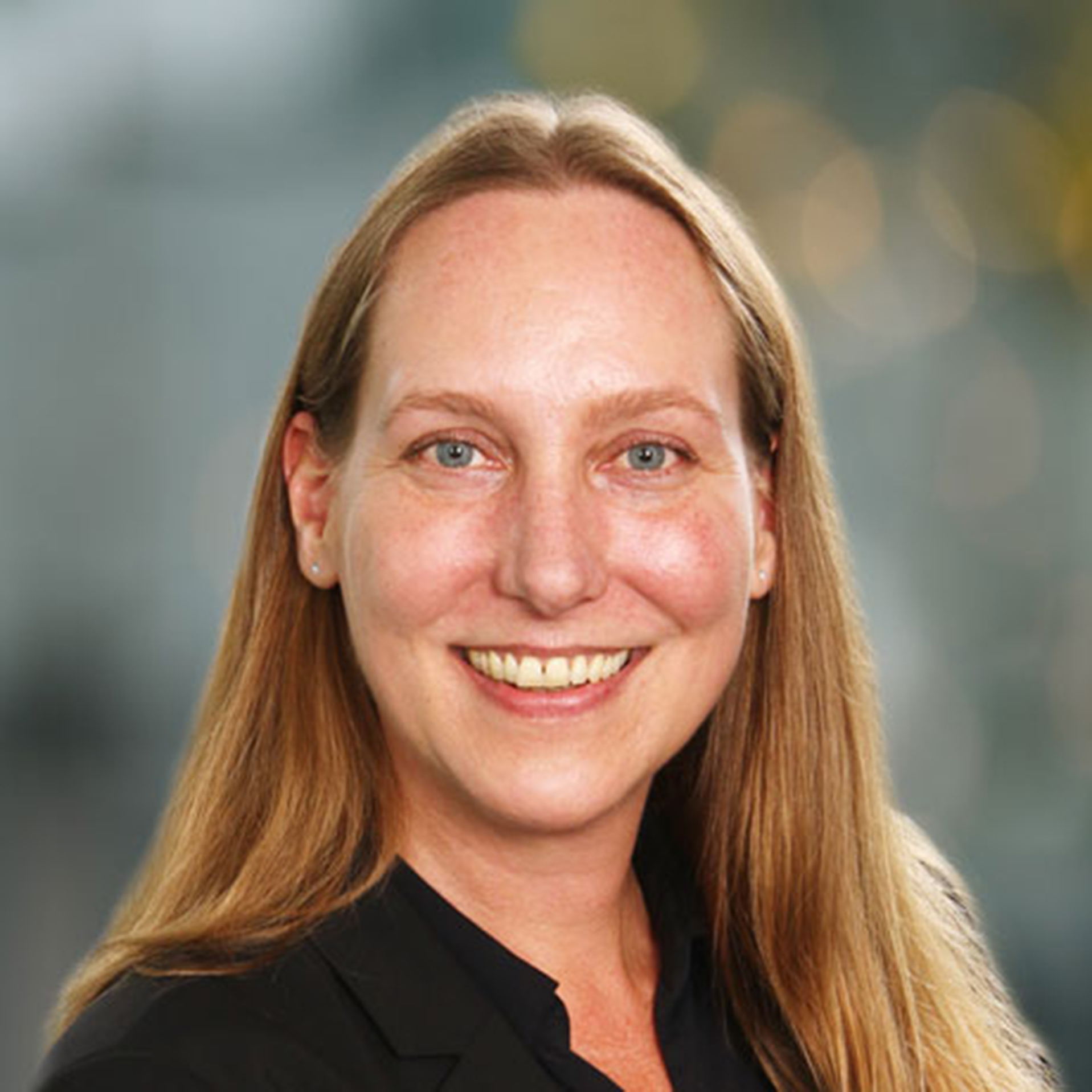 Porträt von Sonja Schwarzkopf, Unternehmerin und Mentorin beim Incubator Village Beeskow an der Spree in Brandenburg
